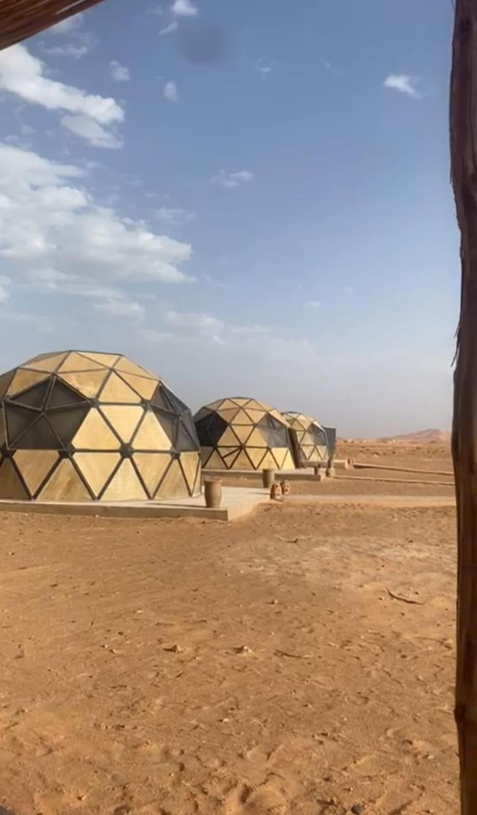 Hotel Tatooine Stars Camp Merzouga Exterior foto